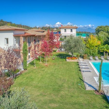 Agriturismo Corte Aurea ديسينسانو ديل غاردا المظهر الخارجي الصورة