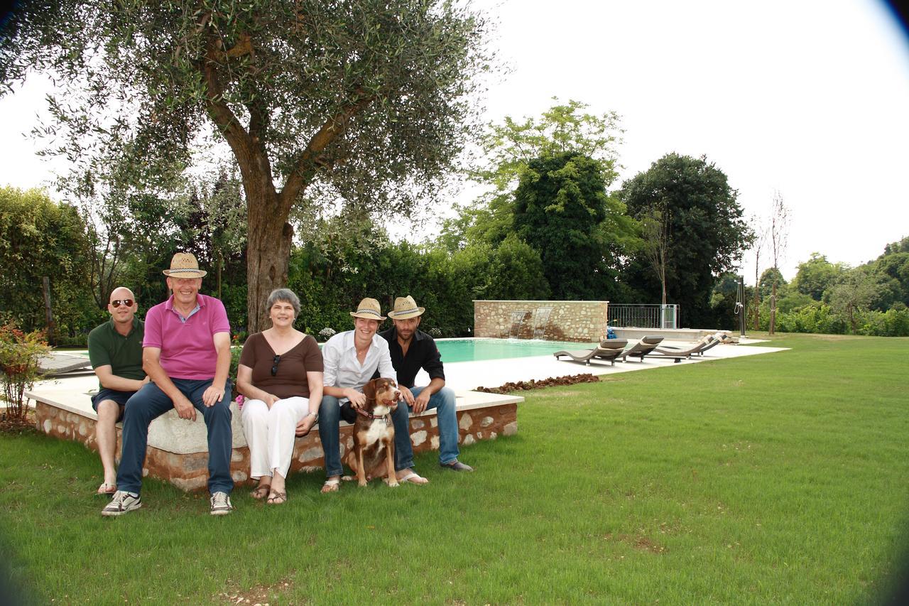 Agriturismo Corte Aurea ديسينسانو ديل غاردا المظهر الخارجي الصورة